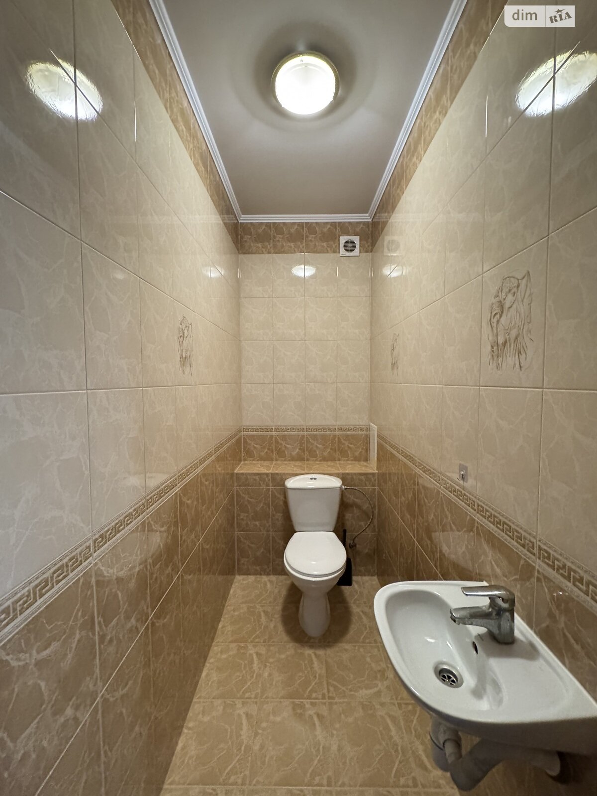 Продаж двокімнатної квартири в Івано-Франківську, на вул. Гетьмана Івана Мазепи 35, район Центр фото 1 Продаж двокімнатної квартири в Івано-Франківську, на вул. Гетьмана Івана Мазепи 35, район Центр фото 1