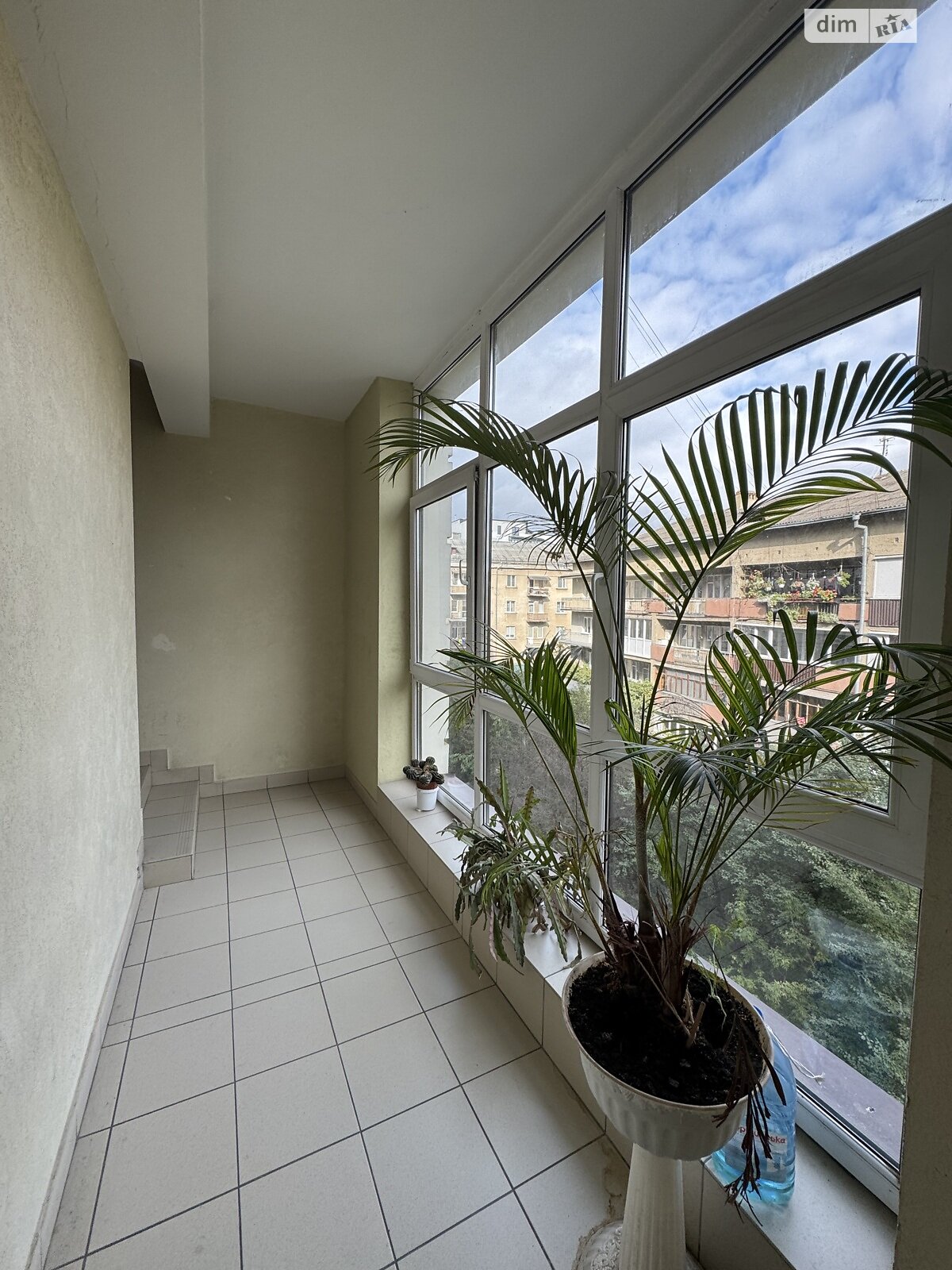 Продаж двокімнатної квартири в Івано-Франківську, на вул. Гетьмана Івана Мазепи 35, район Центр фото 1 Продаж двокімнатної квартири в Івано-Франківську, на вул. Гетьмана Івана Мазепи 35, район Центр фото 1