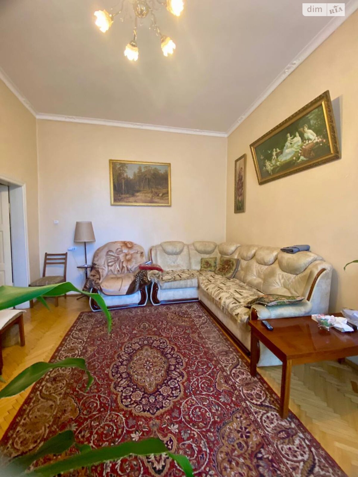 Продажа трехкомнатной квартиры в Ивано-Франковске, на ул. Ивана Франко 35, кв. 5, район Центр фото 1 Продажа трехкомнатной квартиры в Ивано-Франковске, на ул. Ивана Франко 35, кв. 5, район Центр фото 1