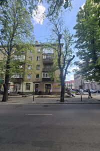 Продаж двокімнатної квартири в Івано-Франківську, на вул. Івана Франка 10, кв. 8, район Центр фото 2