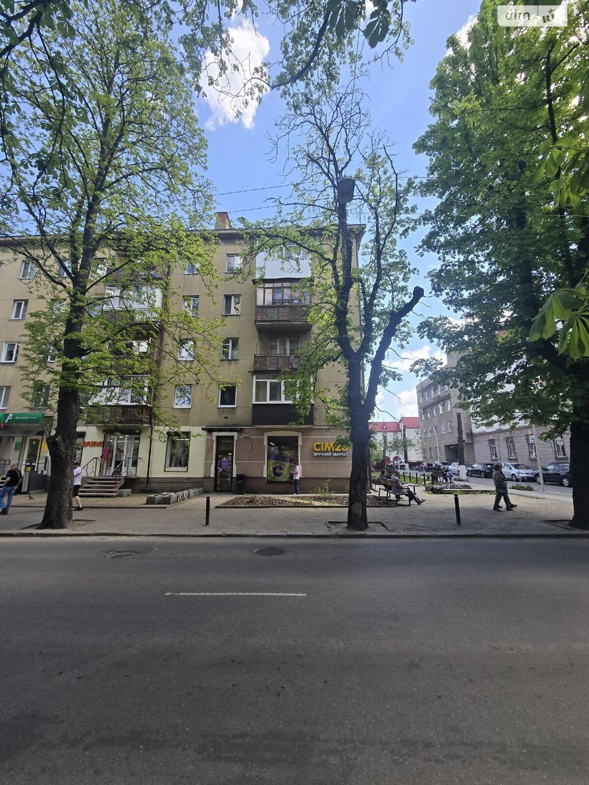 Продаж двокімнатної квартири в Івано-Франківську, на вул. Івана Франка 10, кв. 8, район Центр фото 1