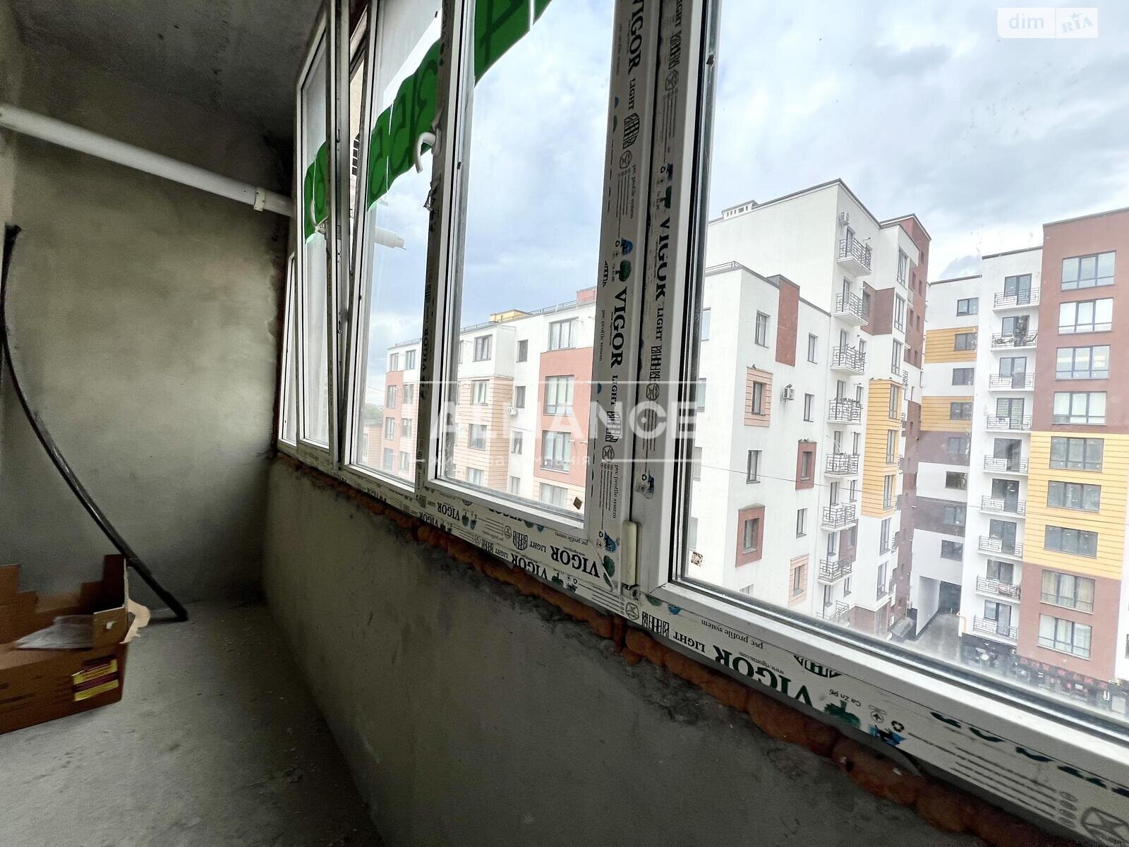 Продаж трикімнатної квартири в Івано-Франківську, на вул. Залізнична 2А, район Центр фото 1 Продаж трикімнатної квартири в Івано-Франківську, на вул. Залізнична 2А, район Центр фото 1