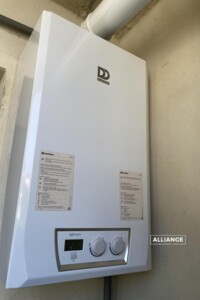 Продажа однокомнатной квартиры в Ивано-Франковске, на ул. Железнодорожная 4, район Центр фото 2