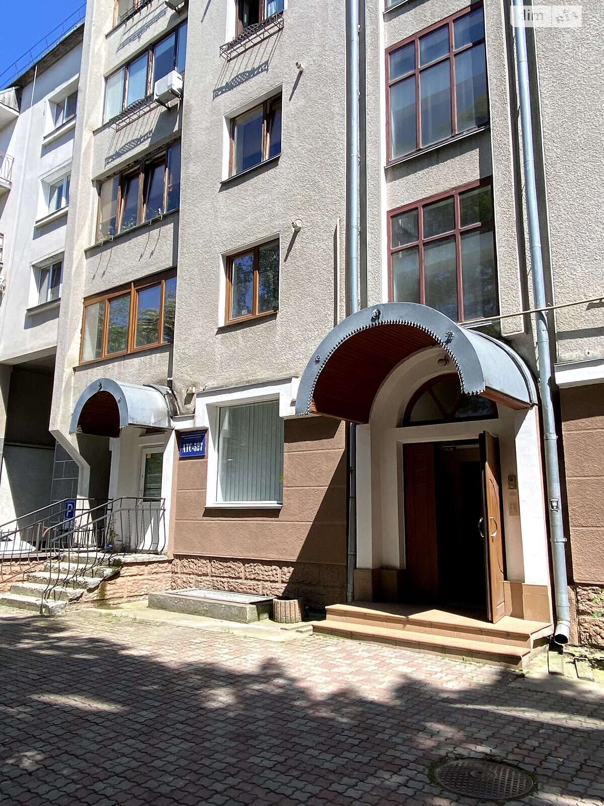 Продажа пятикомнатной квартиры в Ивано-Франковске, на ул. Вячеслава Черновола, район Центр фото 1 Продажа пятикомнатной квартиры в Ивано-Франковске, на ул. Вячеслава Черновола, район Центр фото 1
