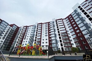 Продажа двухкомнатной квартиры в Ивано-Франковске, на ул. Княгинин, район Центр фото 2