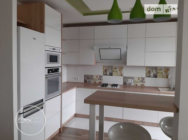 Продажа пятикомнатной квартиры в Ивано-Франковске, на ул. Кобылянской 36а, кв. 44, район Центр фото 1 Продажа пятикомнатной квартиры в Ивано-Франковске, на ул. Кобылянской 36а, кв. 44, район Центр фото 1