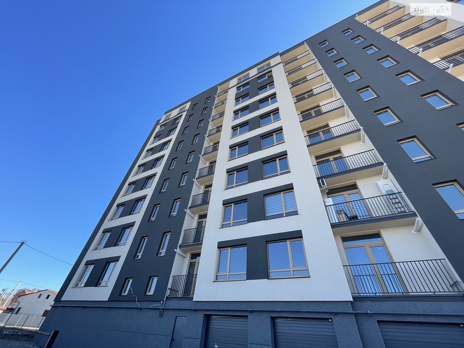 Продажа трехкомнатной квартиры в Ивано-Франковске, на ул. Кобылянской 20, фото 1 Продажа трехкомнатной квартиры в Ивано-Франковске, на ул. Кобылянской 20, фото 1