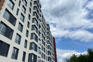 Продаж однокімнатної квартири в Івано-Франківську, на вул. Коновальця Євгена, район Центр фото 2