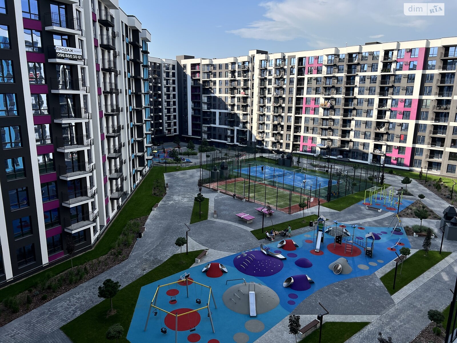 Продажа двухкомнатной квартиры в Ивано-Франковске, на ул. Крайковского, район Центр фото 1 Продажа двухкомнатной квартиры в Ивано-Франковске, на ул. Крайковского, район Центр фото 1
