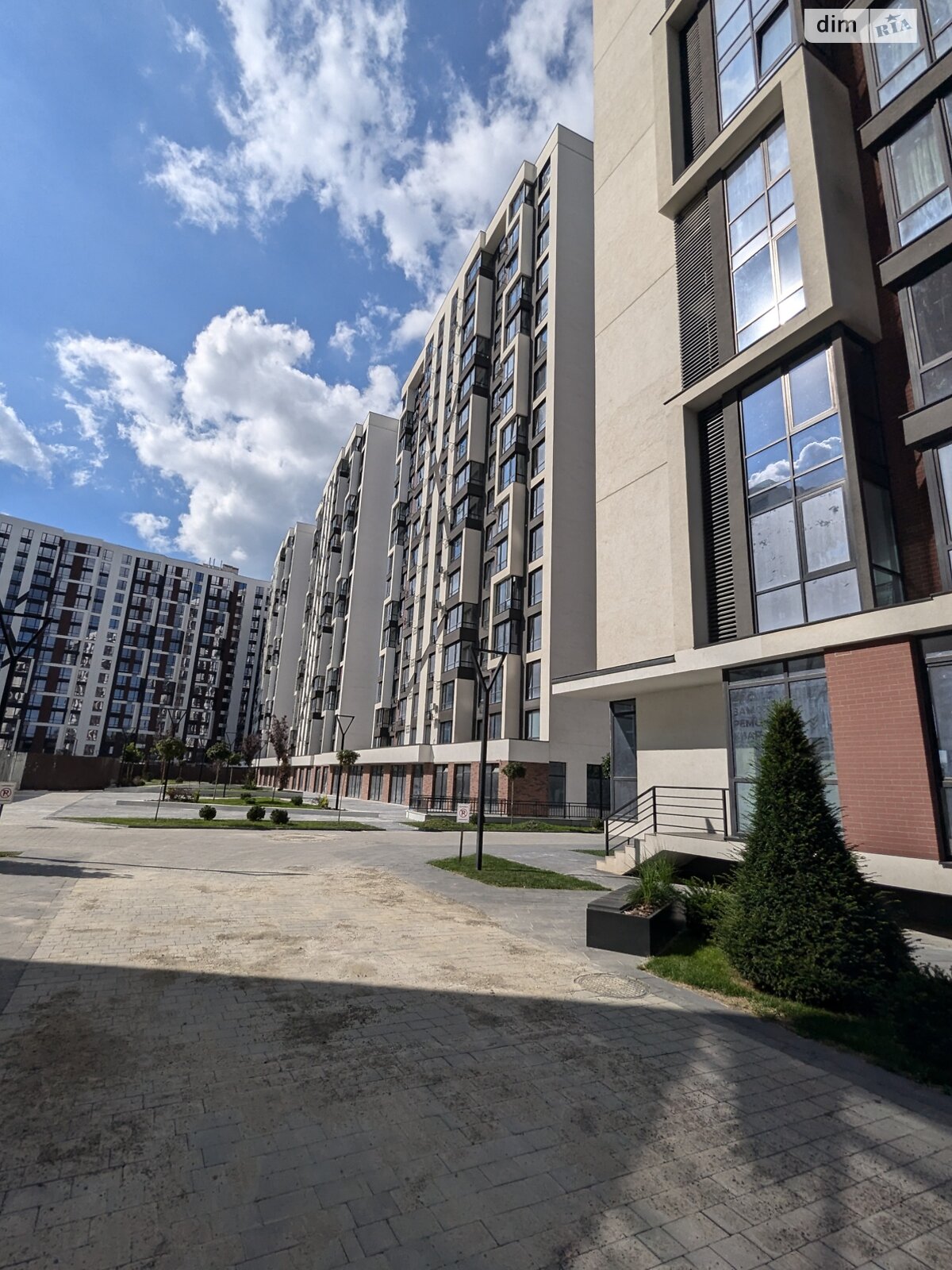 Продаж двокімнатної квартири в Івано-Франківську, на вул. Ленкавського, район Центр фото 1 Продаж двокімнатної квартири в Івано-Франківську, на вул. Ленкавського, район Центр фото 1
