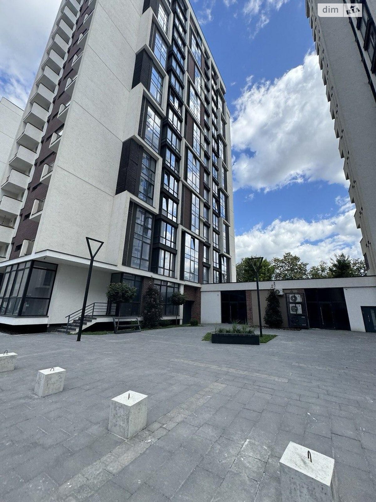 Продаж двокімнатної квартири в Івано-Франківську, на вул. Ленкавського, район Центр фото 1 Продаж двокімнатної квартири в Івано-Франківську, на вул. Ленкавського, район Центр фото 1