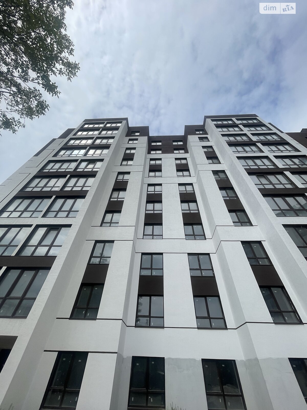 Продажа однокомнатной квартиры в Ивано-Франковске, на ул. Ленкавского 21, кв. 180, район Центр фото 1 Продажа однокомнатной квартиры в Ивано-Франковске, на ул. Ленкавского 21, кв. 180, район Центр фото 1