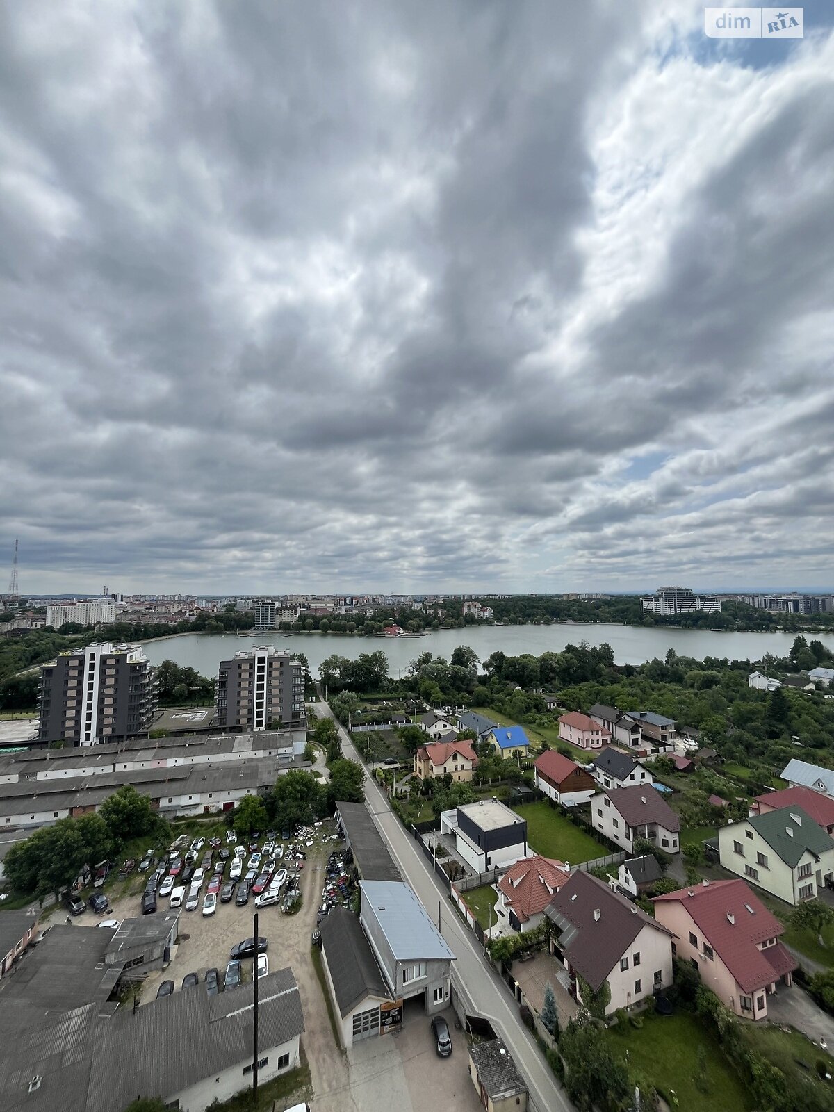 Продажа четырехкомнатной квартиры в Ивано-Франковске, на ул. Ленкавского, район Центр фото 1 Продажа четырехкомнатной квартиры в Ивано-Франковске, на ул. Ленкавского, район Центр фото 1