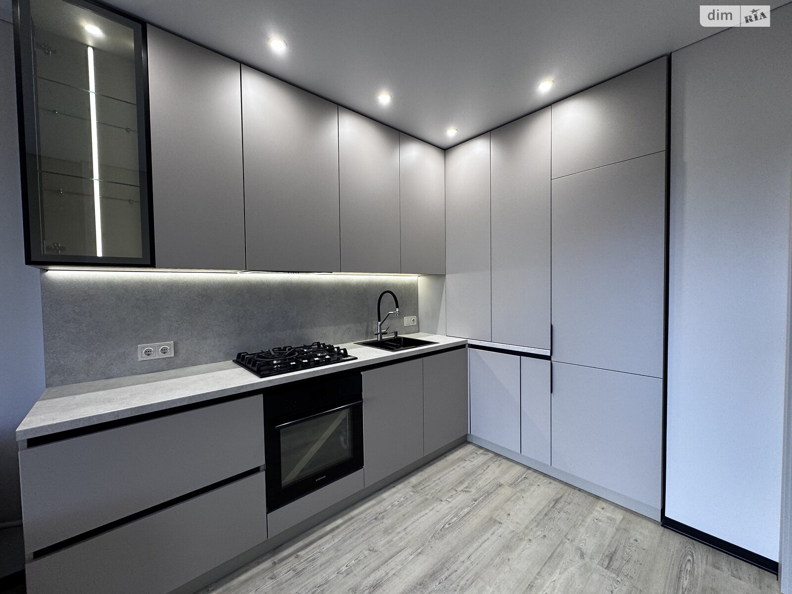 Продажа однокомнатной квартиры в Ивано-Франковске, на ул. Ленкавского 2А корпус 1-2, район Центр фото 1