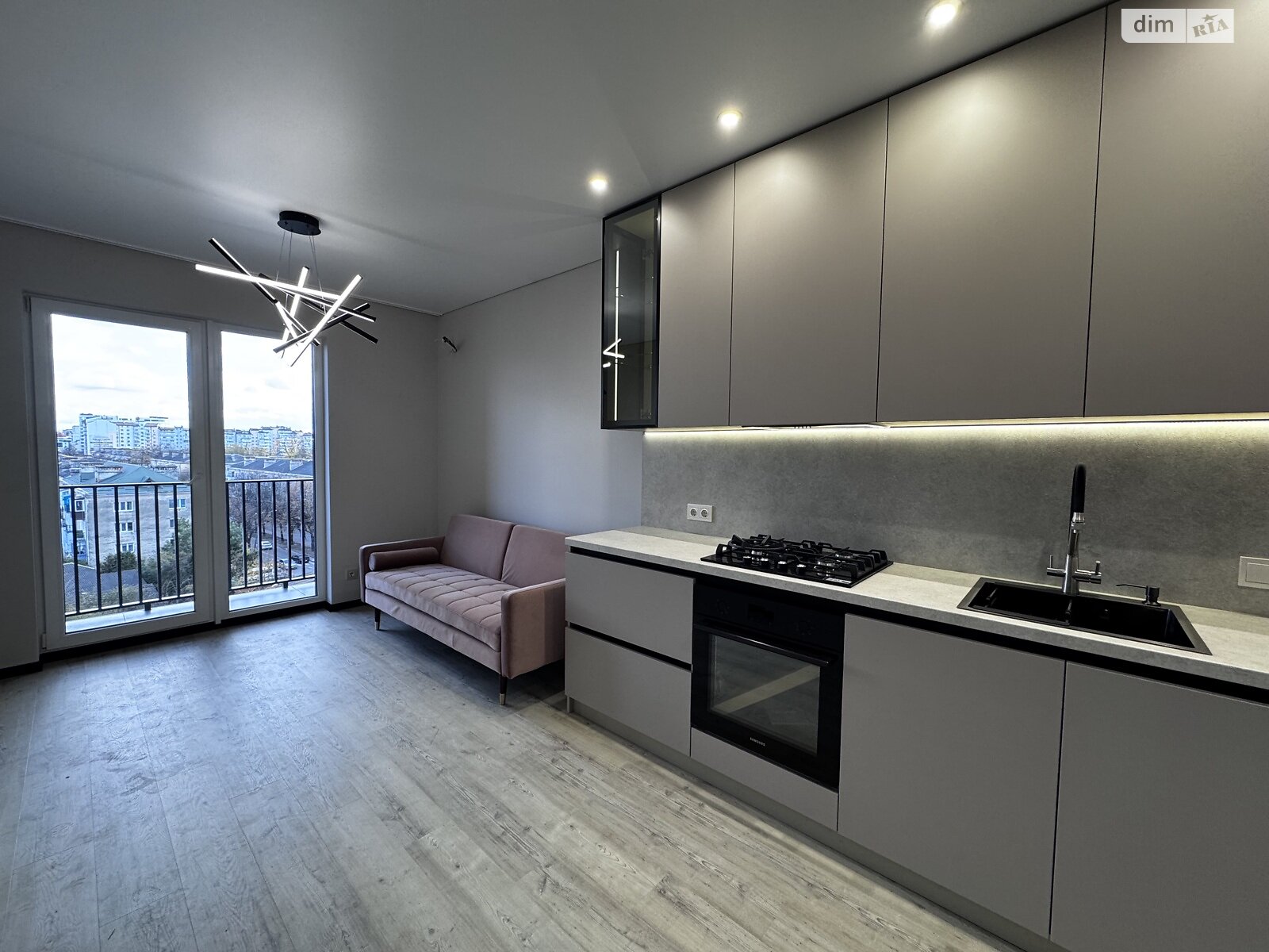 Продажа однокомнатной квартиры в Ивано-Франковске, на ул. Ленкавского 2А корпус 1-2, район Центр фото 1