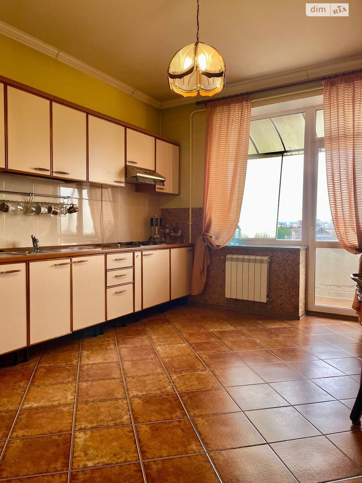 Продажа трехкомнатной квартиры в Ивано-Франковске, на ул. Михаила Мулика 36, район Центр фото 1 Продажа трехкомнатной квартиры в Ивано-Франковске, на ул. Михаила Мулика 36, район Центр фото 1