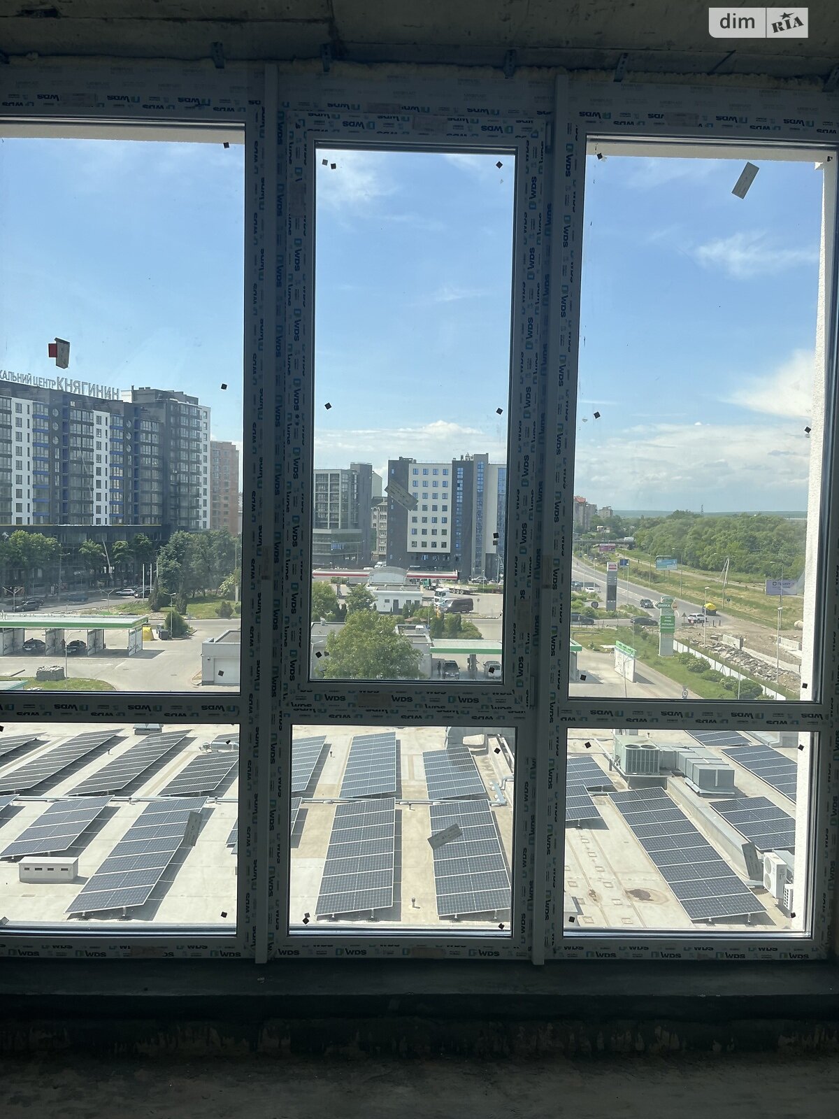 Продаж двокімнатної квартири в Івано-Франківську, на вул. Надрічна 1, район Центр фото 1 Продаж двокімнатної квартири в Івано-Франківську, на вул. Надрічна 1, район Центр фото 1