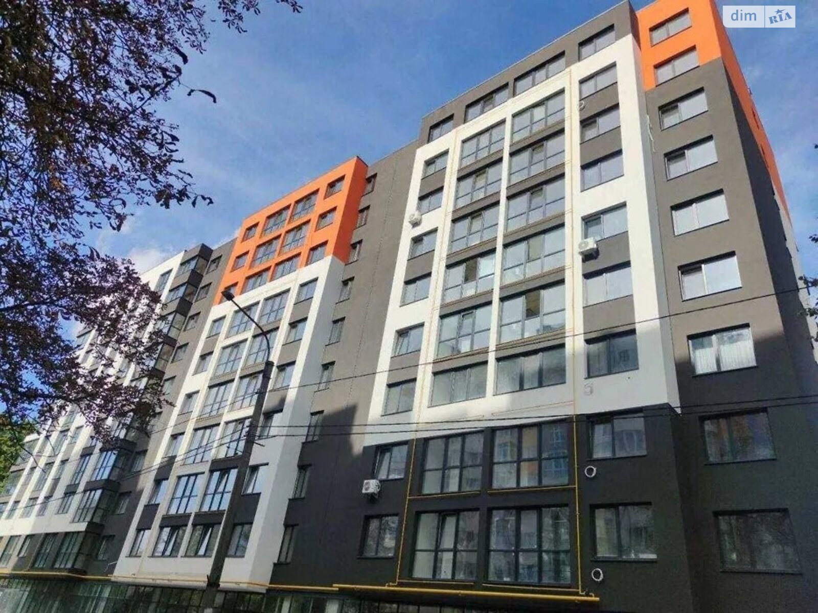 Продажа трехкомнатной квартиры в Ивано-Франковске, на ул. Национальной Гвардии 3, район Центр фото 1