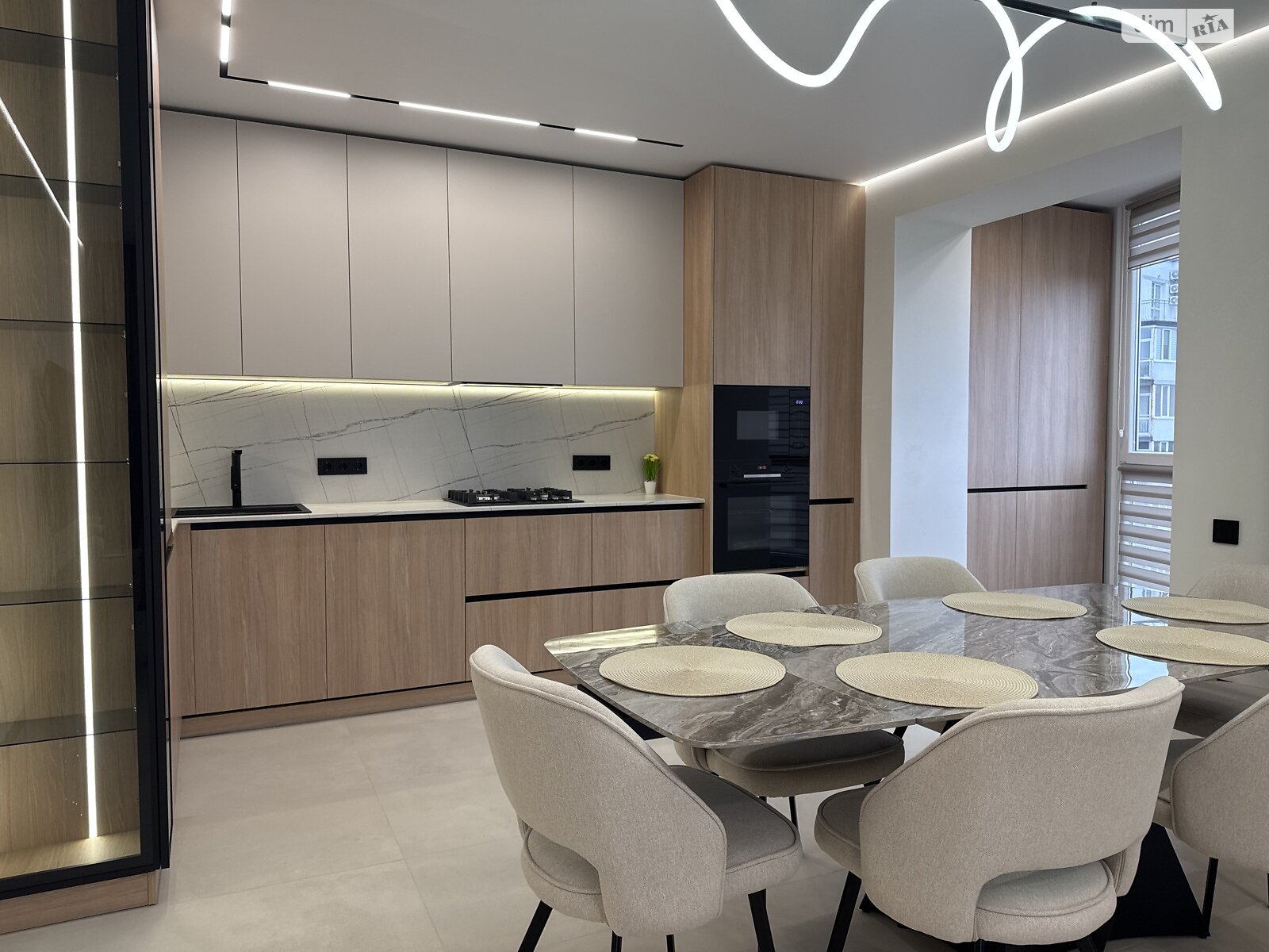 Продаж трикімнатної квартири в Івано-Франківську, на вул. Національної Гвардії 14Р, район Центр фото 1