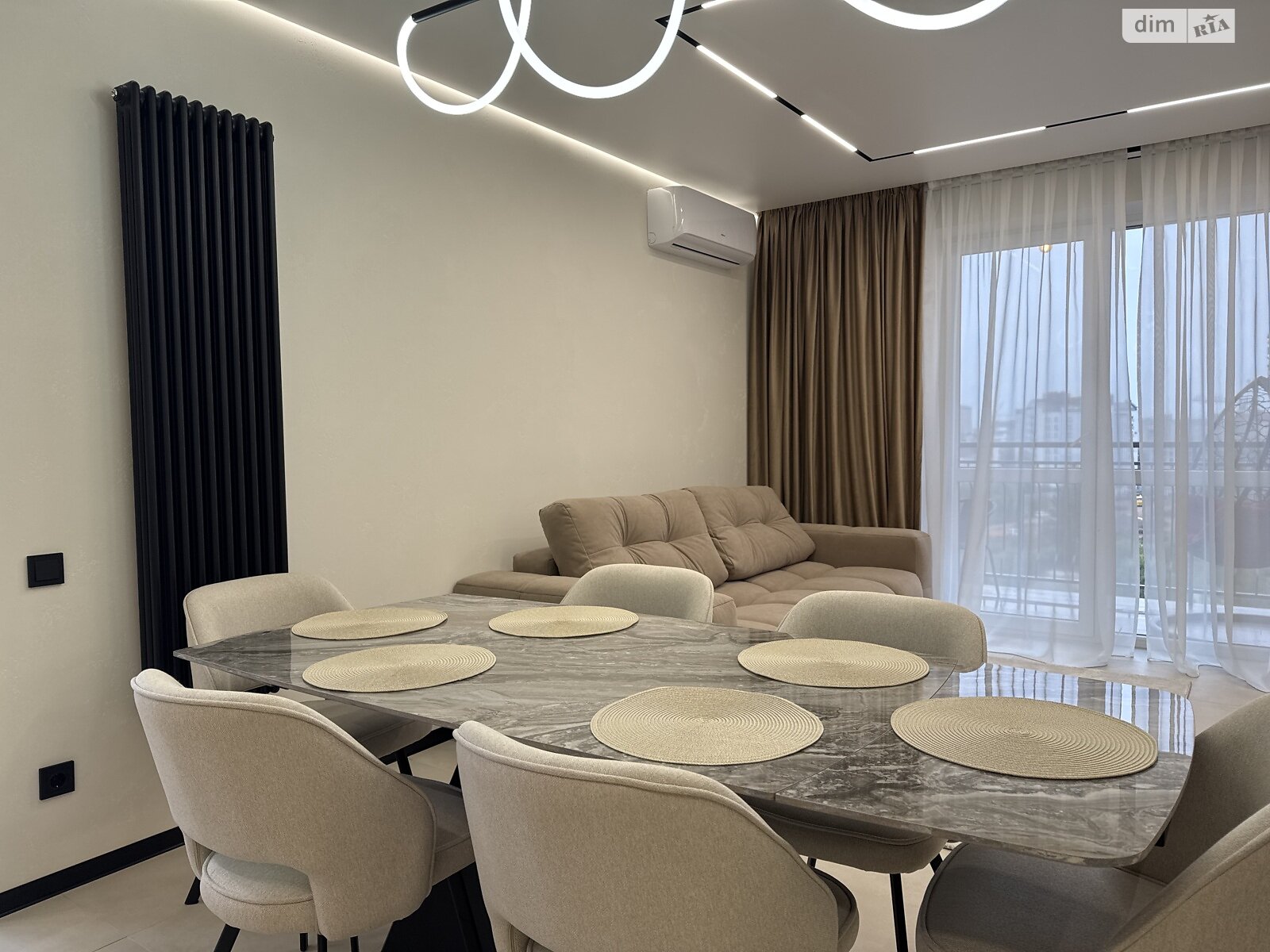 Продаж трикімнатної квартири в Івано-Франківську, на вул. Національної Гвардії 14Р, район Центр фото 1