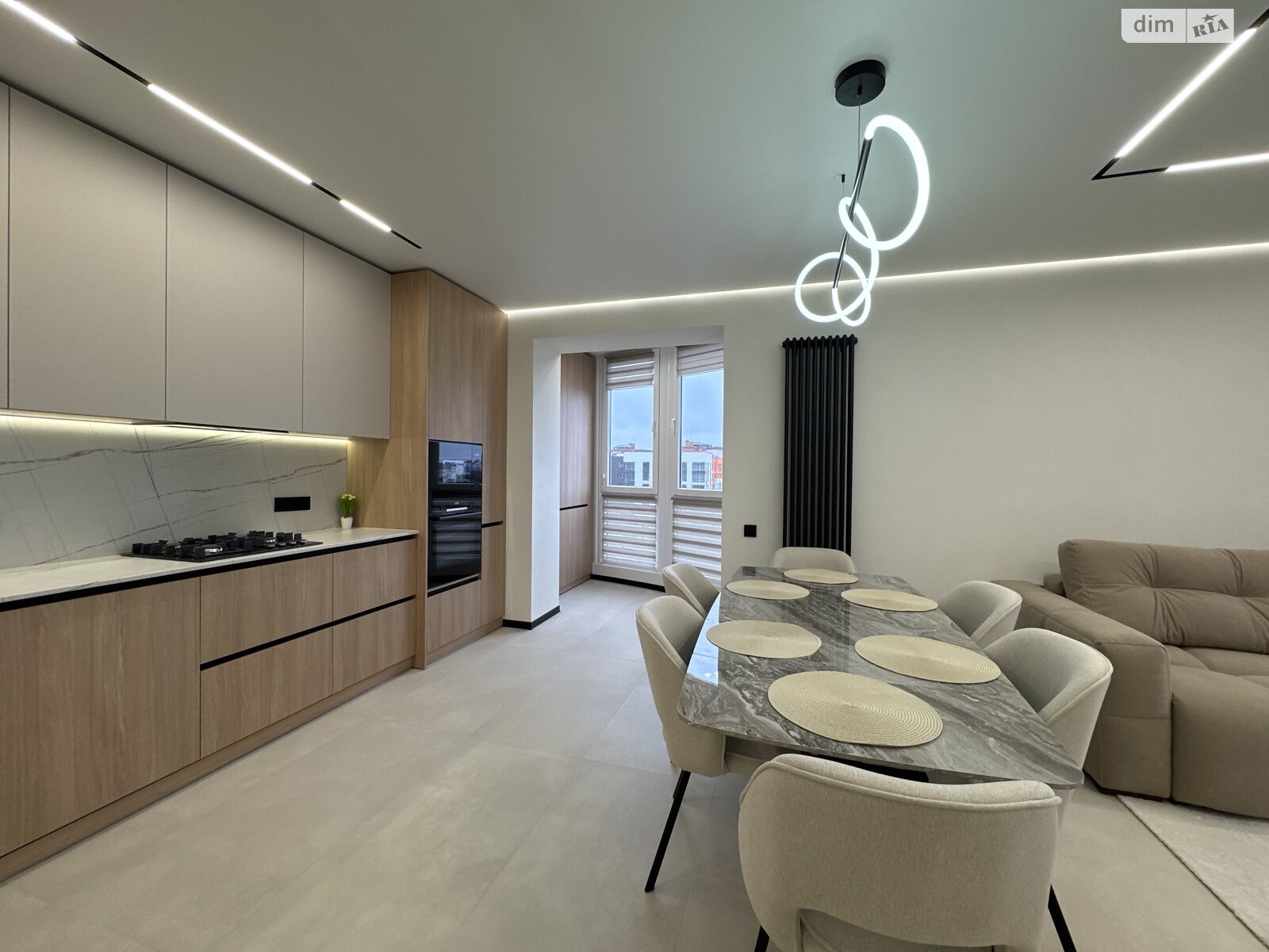 Продаж трикімнатної квартири в Івано-Франківську, на вул. Національної Гвардії 14Р, район Центр фото 1