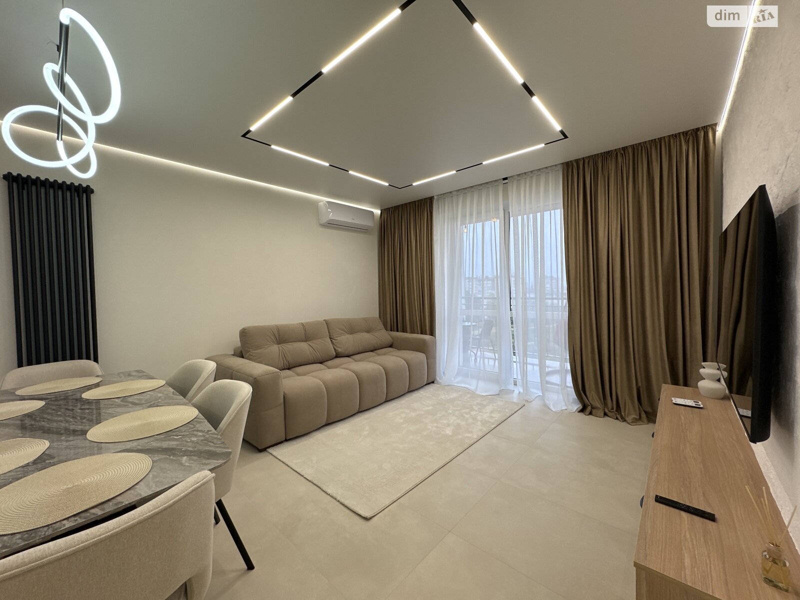 Продаж трикімнатної квартири в Івано-Франківську, на вул. Національної Гвардії 14Р, район Центр фото 1