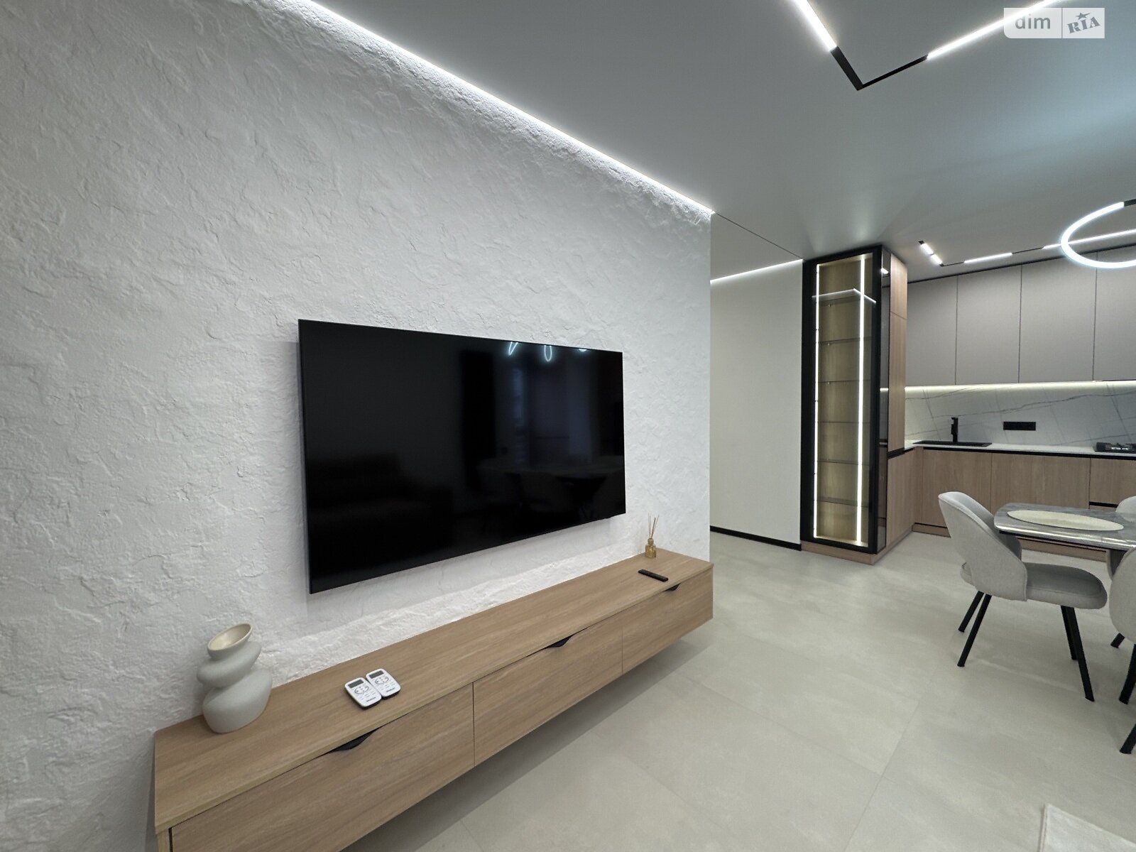 Продаж трикімнатної квартири в Івано-Франківську, на вул. Національної Гвардії 14Р, район Центр фото 1