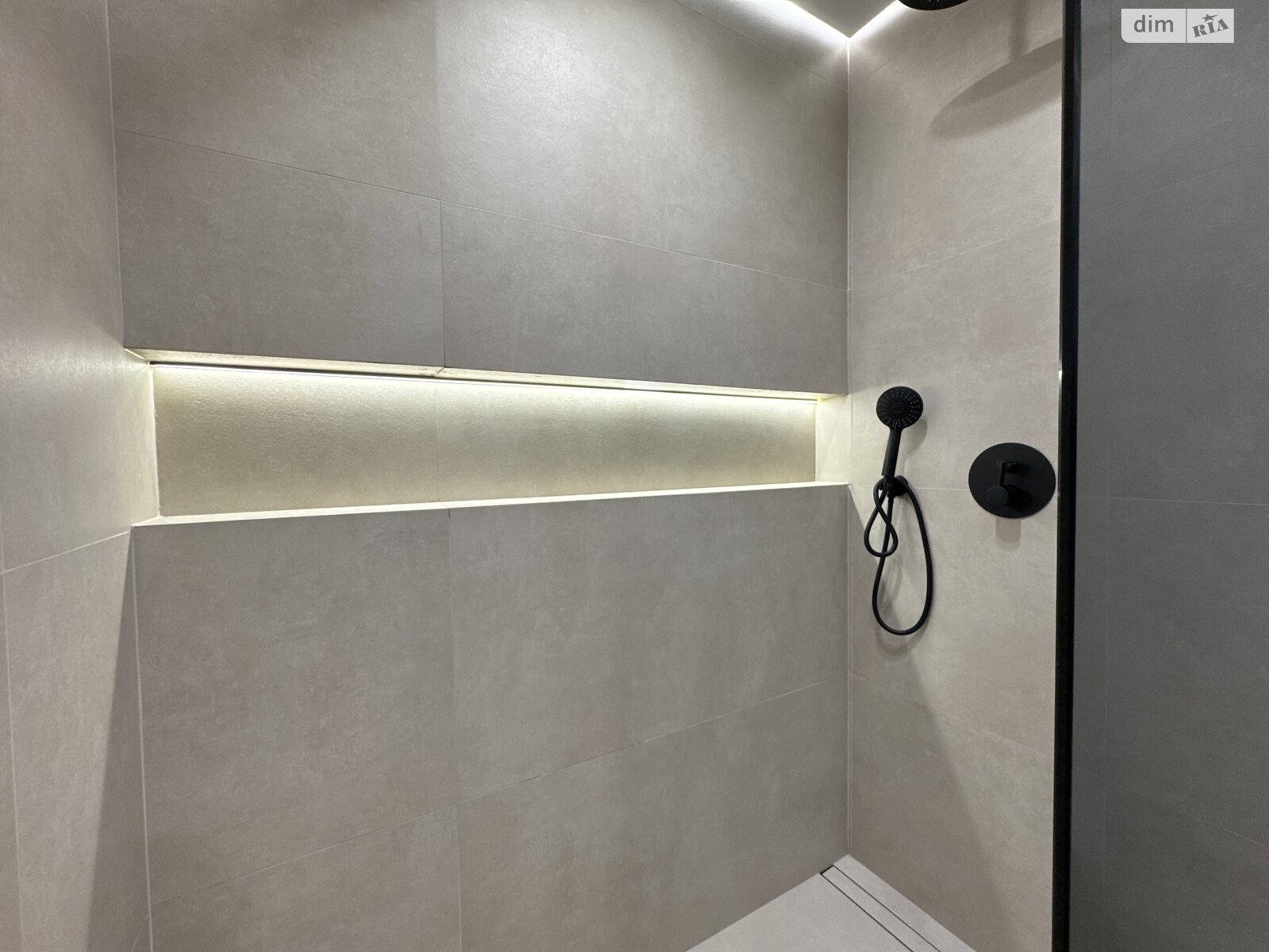 Продаж трикімнатної квартири в Івано-Франківську, на вул. Національної Гвардії 14Р, район Центр фото 1