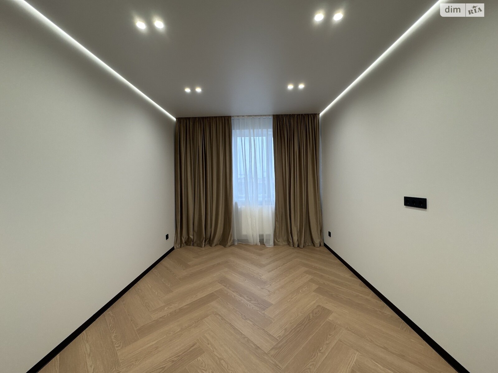 Продаж трикімнатної квартири в Івано-Франківську, на вул. Національної Гвардії 14Р, район Центр фото 1