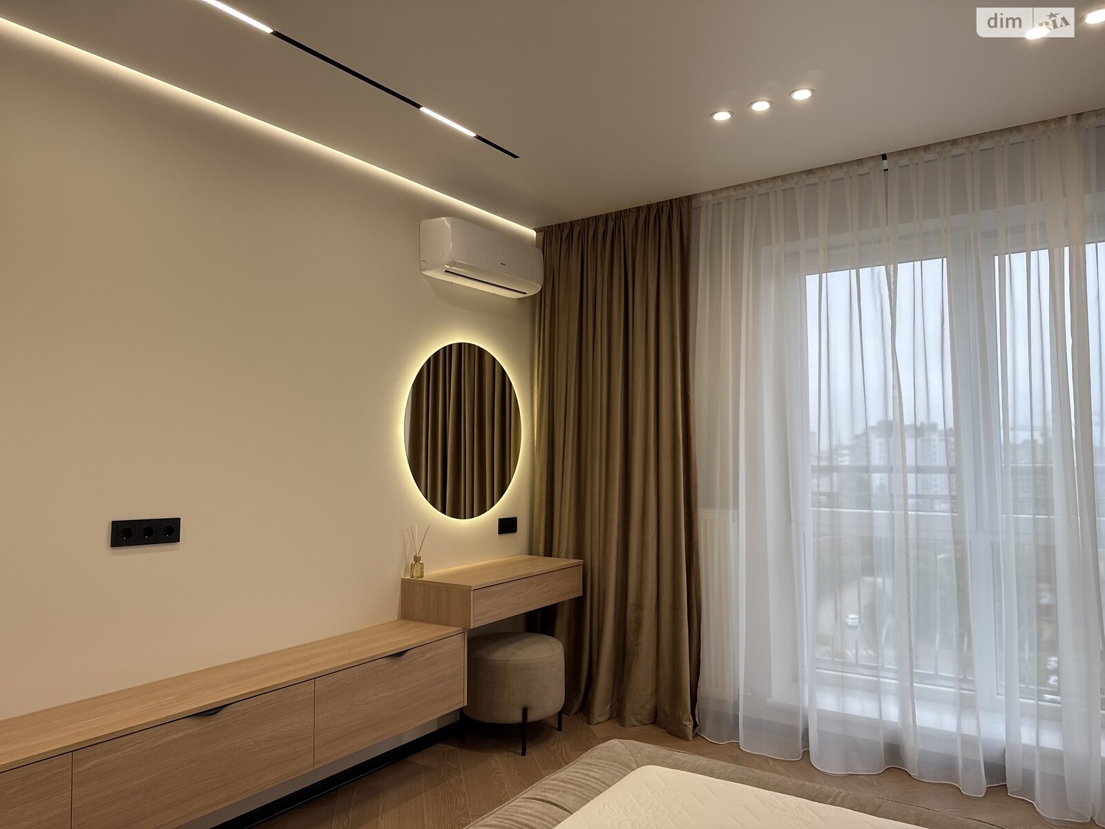 Продаж трикімнатної квартири в Івано-Франківську, на вул. Національної Гвардії 14Р, район Центр фото 1