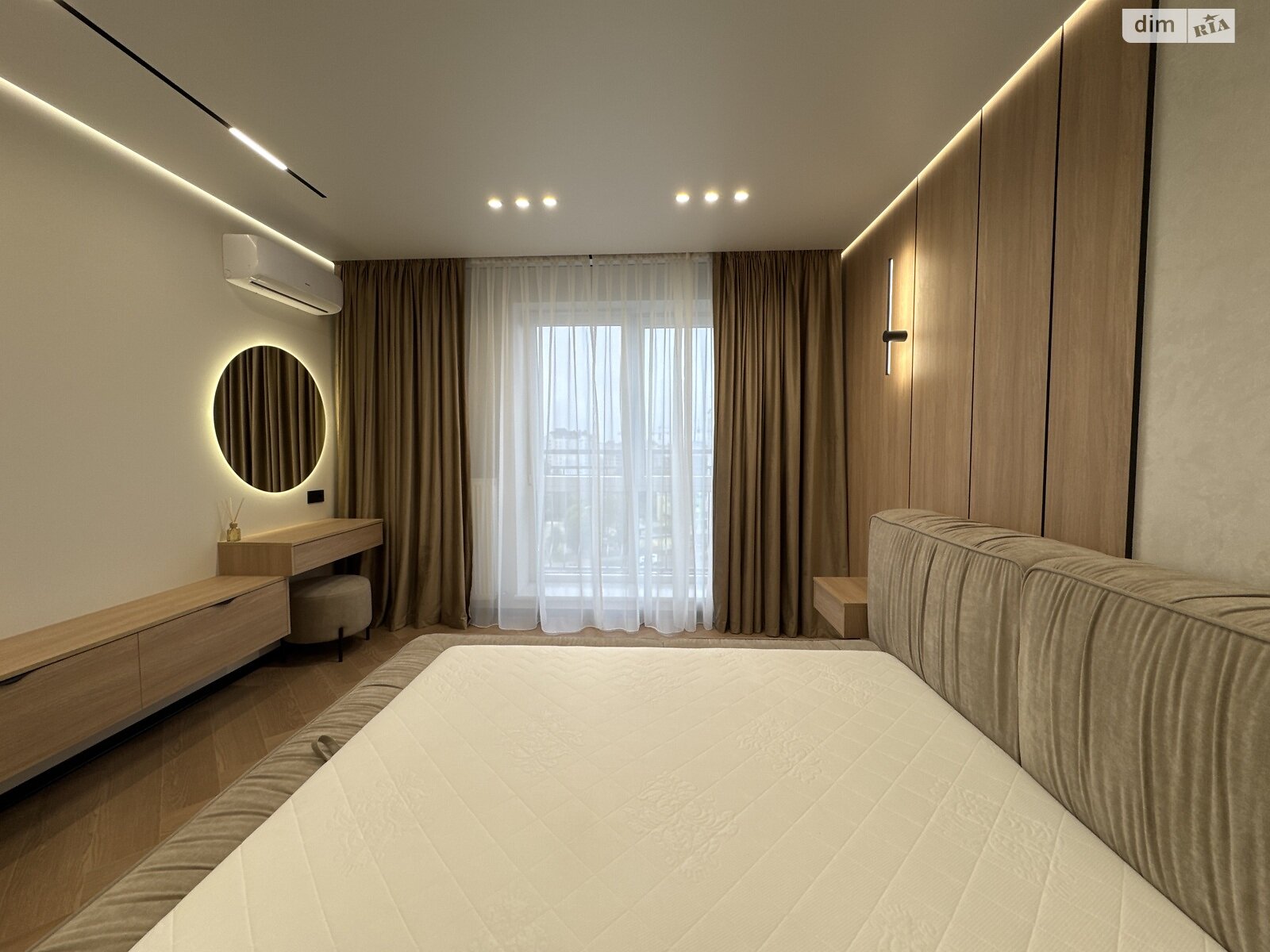 Продаж трикімнатної квартири в Івано-Франківську, на вул. Національної Гвардії 14Р, район Центр фото 1