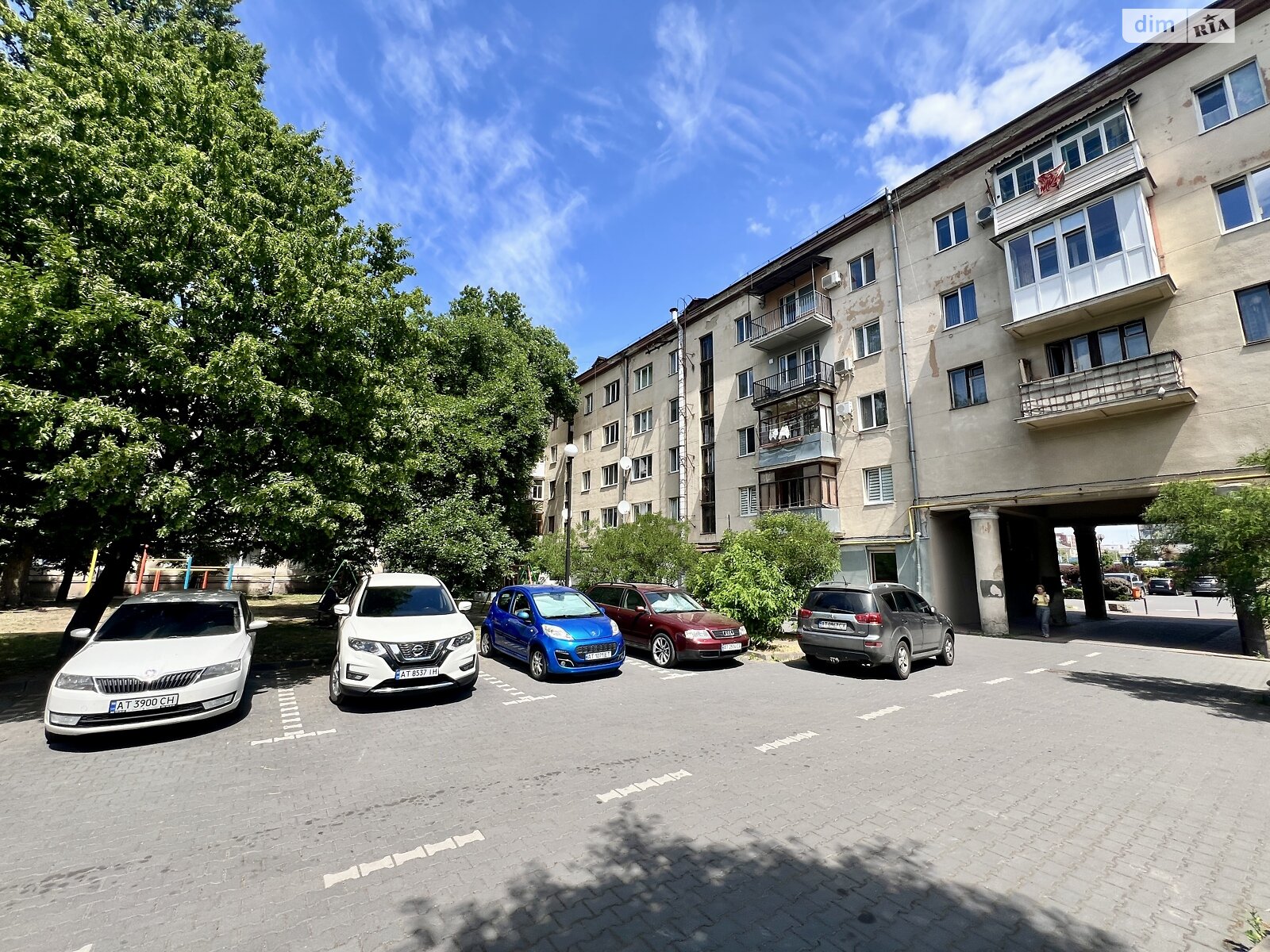 Продажа двухкомнатной квартиры в Ивано-Франковске, на ул. Независимости 36, район Центр фото 1 Продажа двухкомнатной квартиры в Ивано-Франковске, на ул. Независимости 36, район Центр фото 1