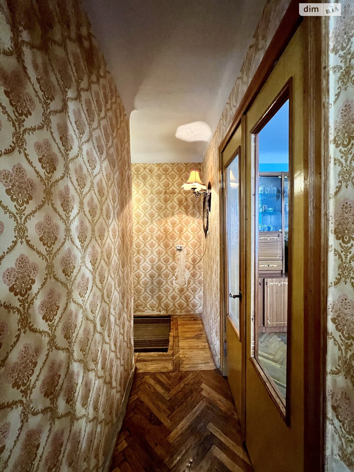 Продажа двухкомнатной квартиры в Ивано-Франковске, на ул. Независимости 36, район Центр фото 1 Продажа двухкомнатной квартиры в Ивано-Франковске, на ул. Независимости 36, район Центр фото 1