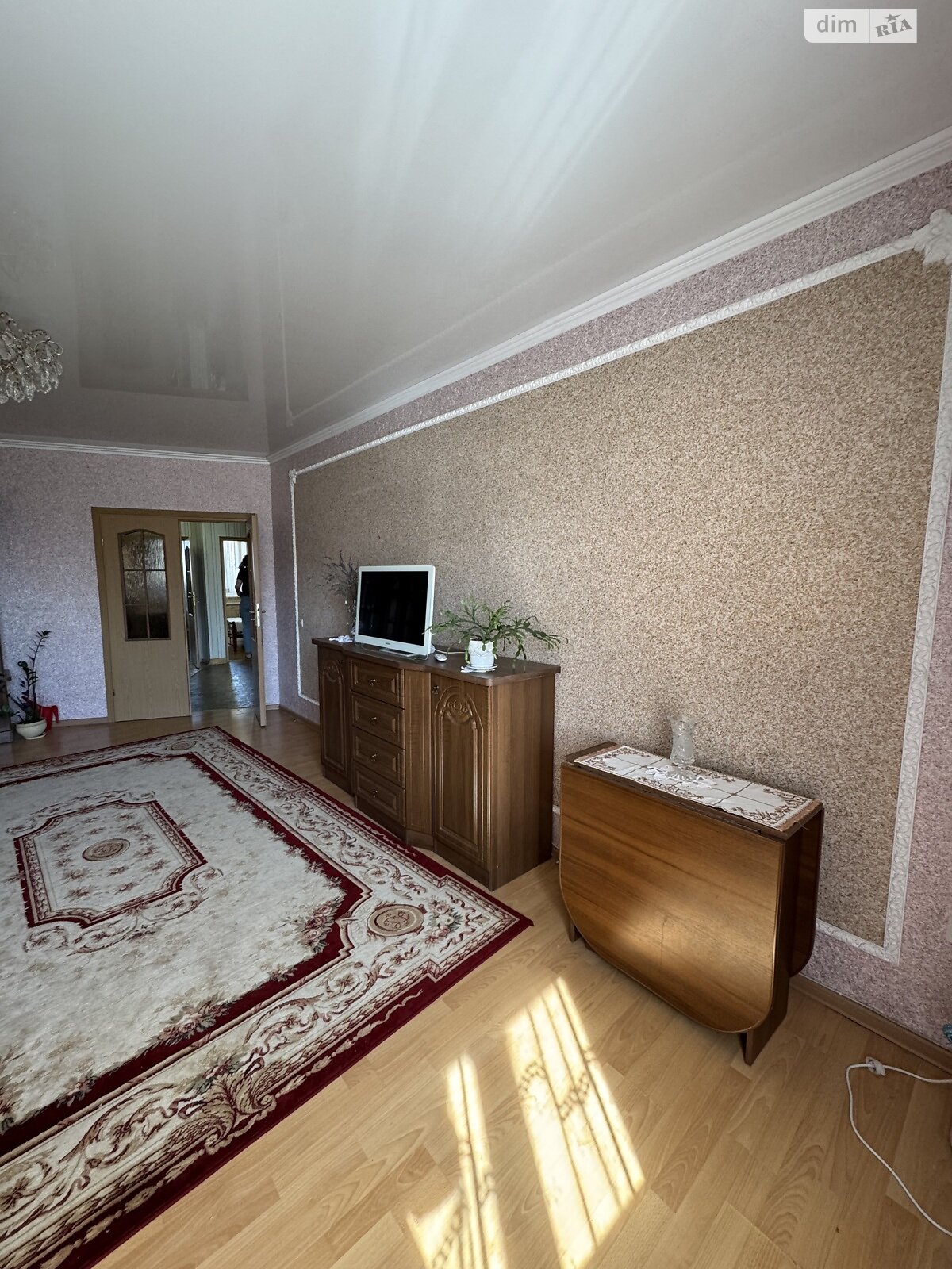Продажа трехкомнатной квартиры в Ивано-Франковске, на ул. Новгородская 15А, район Центр фото 1 Продажа трехкомнатной квартиры в Ивано-Франковске, на ул. Новгородская 15А, район Центр фото 1
