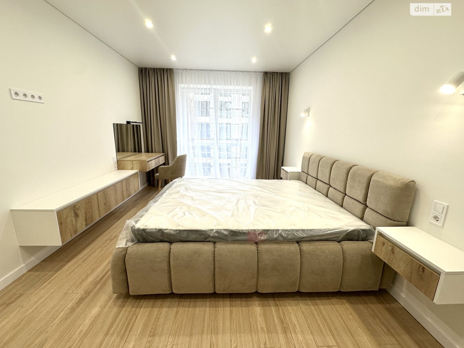 Продажа однокомнатной квартиры в Ивано-Франковске, на ул. Ребета Л. 10Д, район Центр фото 1