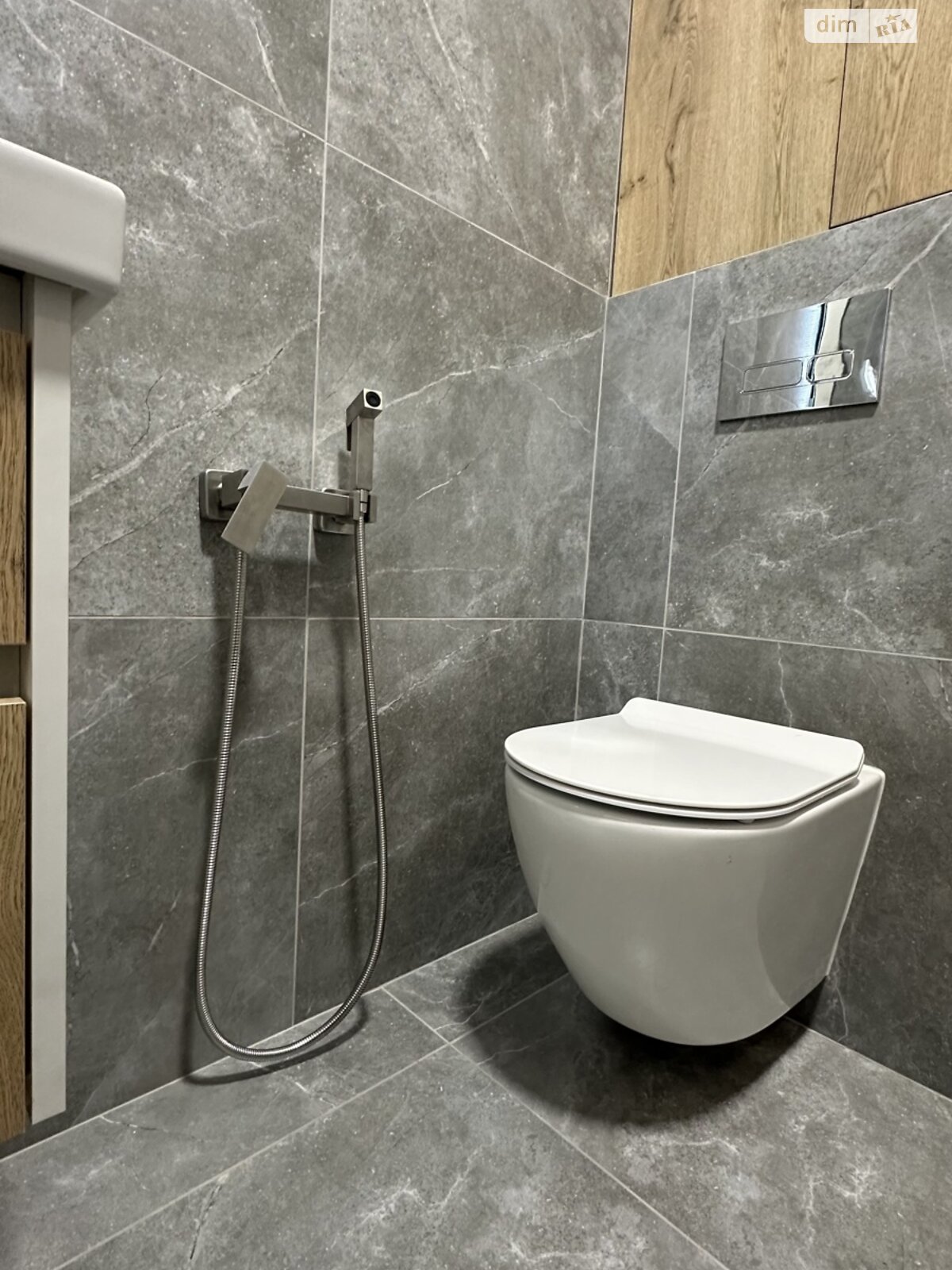 Продажа однокомнатной квартиры в Ивано-Франковске, на ул. Ребета Л. 10Д, район Центр фото 1