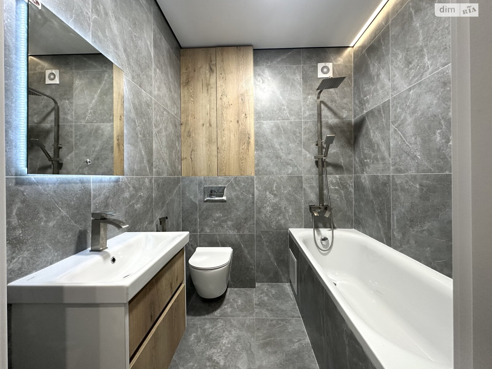 Продажа однокомнатной квартиры в Ивано-Франковске, на ул. Ребета Л. 10Д, район Центр фото 1