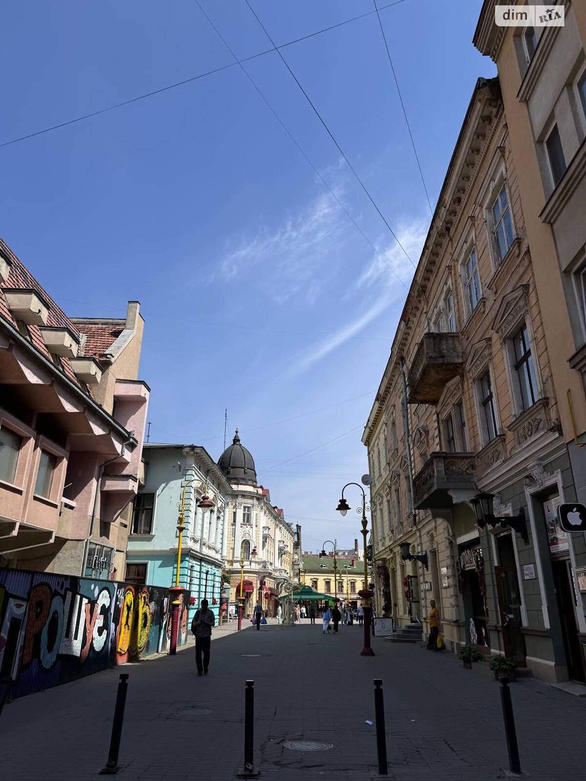 Продаж трикімнатної квартири в Івано-Франківську, на вул. Шашкевича 1, район Центр фото 1 Продаж трикімнатної квартири в Івано-Франківську, на вул. Шашкевича 1, район Центр фото 1