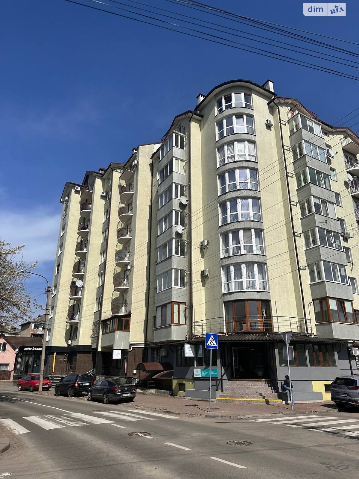 Продаж двокімнатної квартири в Івано-Франківську, на вул. Шухевичів 47, район Центр фото 1 Продаж двокімнатної квартири в Івано-Франківську, на вул. Шухевичів 47, район Центр фото 1