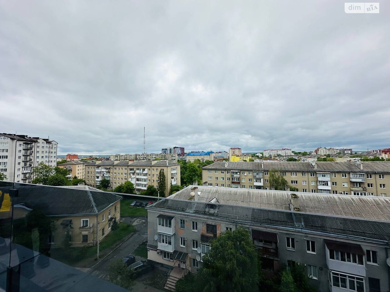 Продажа трехкомнатной квартиры в Ивано-Франковске, на ул. Славы Стецько, район Центр фото 1 Продажа трехкомнатной квартиры в Ивано-Франковске, на ул. Славы Стецько, район Центр фото 1