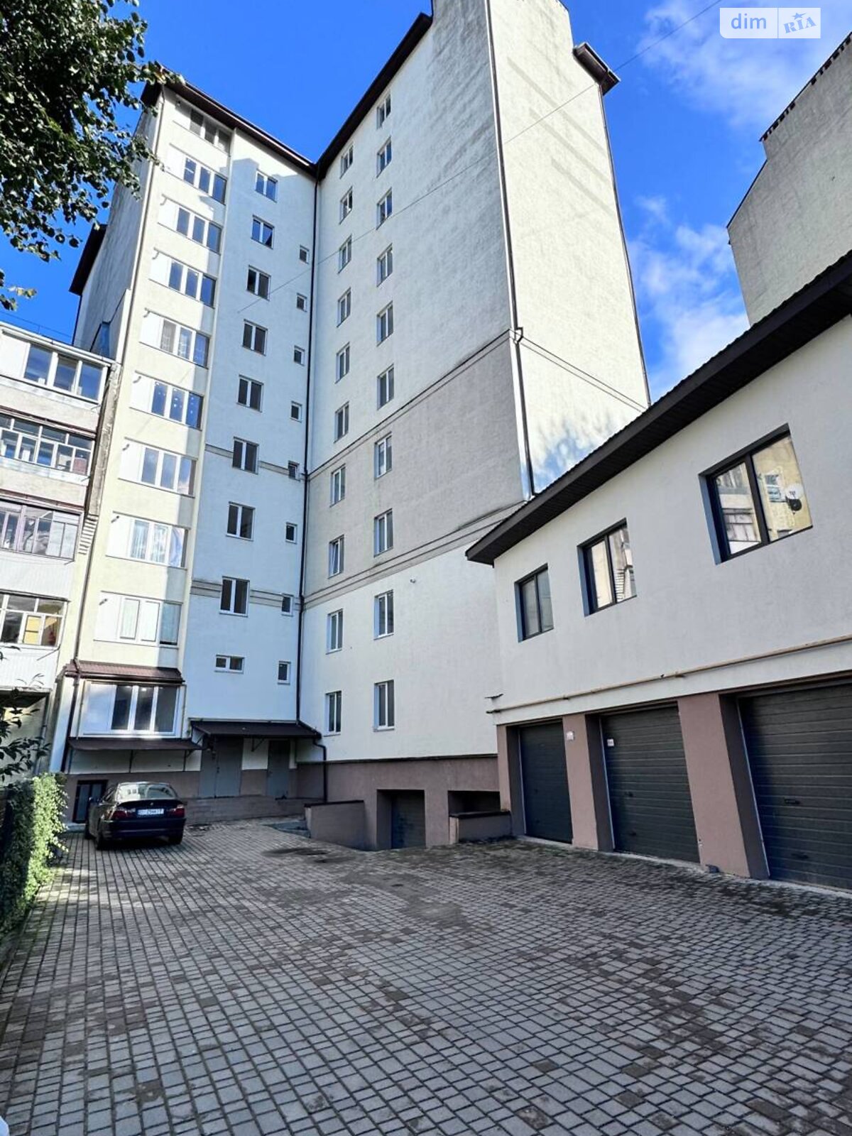 Продаж двокімнатної квартири в Івано-Франківську, на вул. Гарбарська 14А, район Центр фото 1 Продаж двокімнатної квартири в Івано-Франківську, на вул. Гарбарська 14А, район Центр фото 1