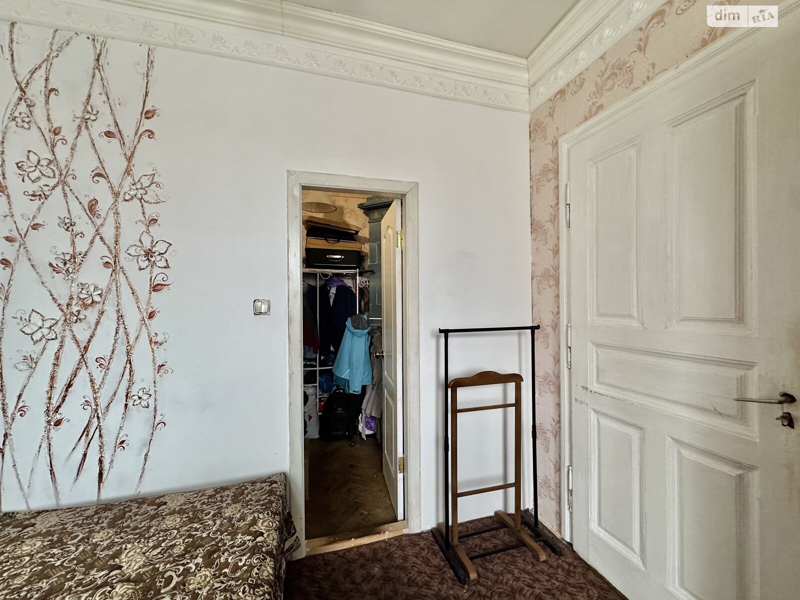 Продаж трикімнатної квартири в Івано-Франківську, на вул. Стрільців Січових 11, район Центр фото 1 Продаж трикімнатної квартири в Івано-Франківську, на вул. Стрільців Січових 11, район Центр фото 1