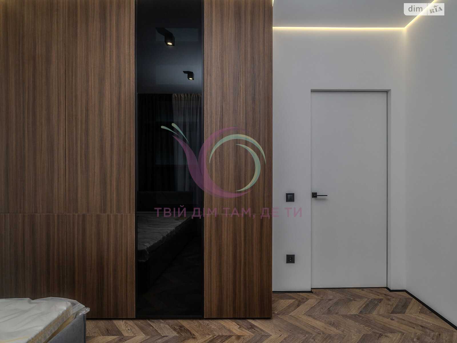 Продажа двухкомнатной квартиры в Ивано-Франковске, на ул. Стрельцов Сечевых 28А, район Центр фото 1 Продажа двухкомнатной квартиры в Ивано-Франковске, на ул. Стрельцов Сечевых 28А, район Центр фото 1