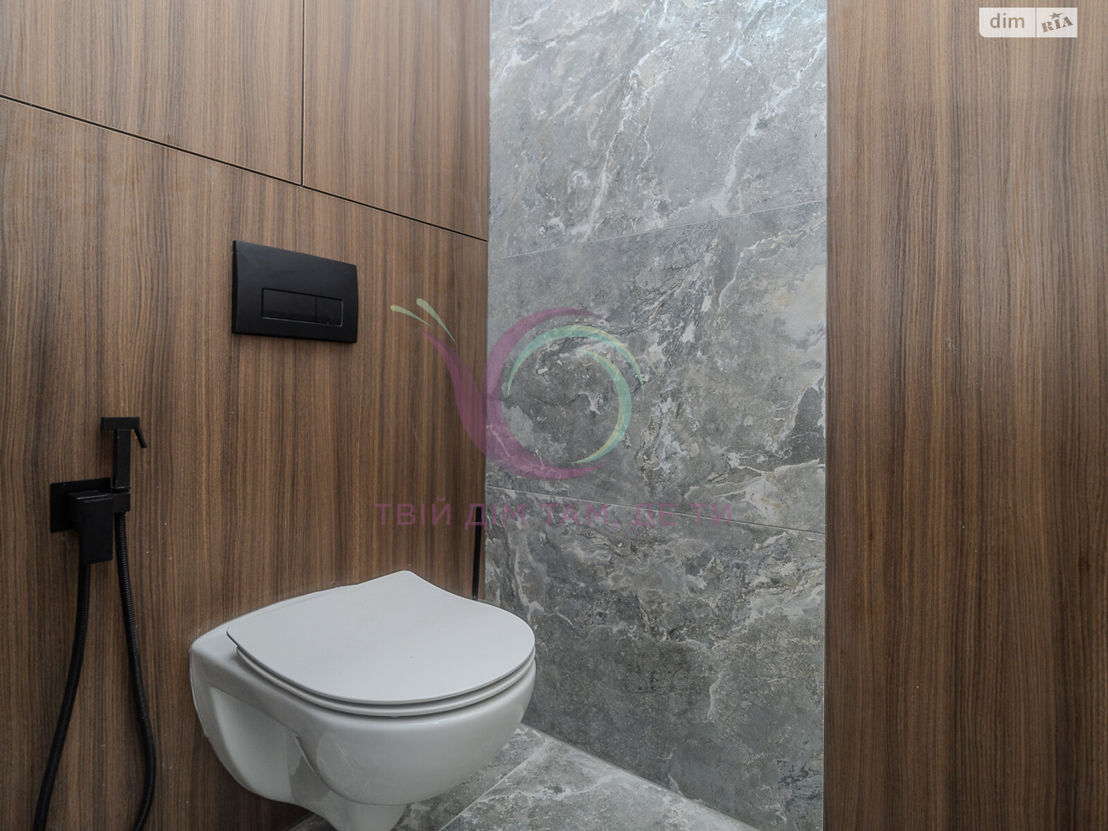 Продажа двухкомнатной квартиры в Ивано-Франковске, на ул. Стрельцов Сечевых 28А, район Центр фото 1 Продажа двухкомнатной квартиры в Ивано-Франковске, на ул. Стрельцов Сечевых 28А, район Центр фото 1