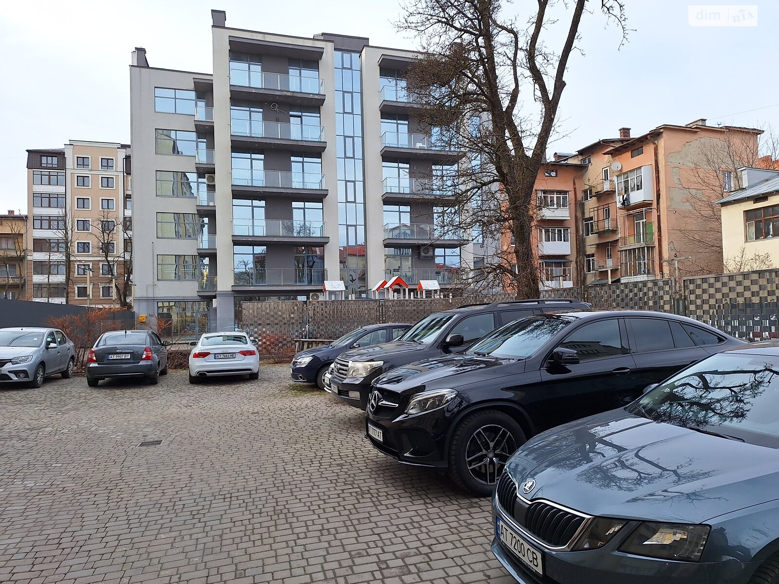 Продажа двухкомнатной квартиры в Ивано-Франковске, на ул. Тараса Шевченко, район Центр фото 1 Продажа двухкомнатной квартиры в Ивано-Франковске, на ул. Тараса Шевченко, район Центр фото 1