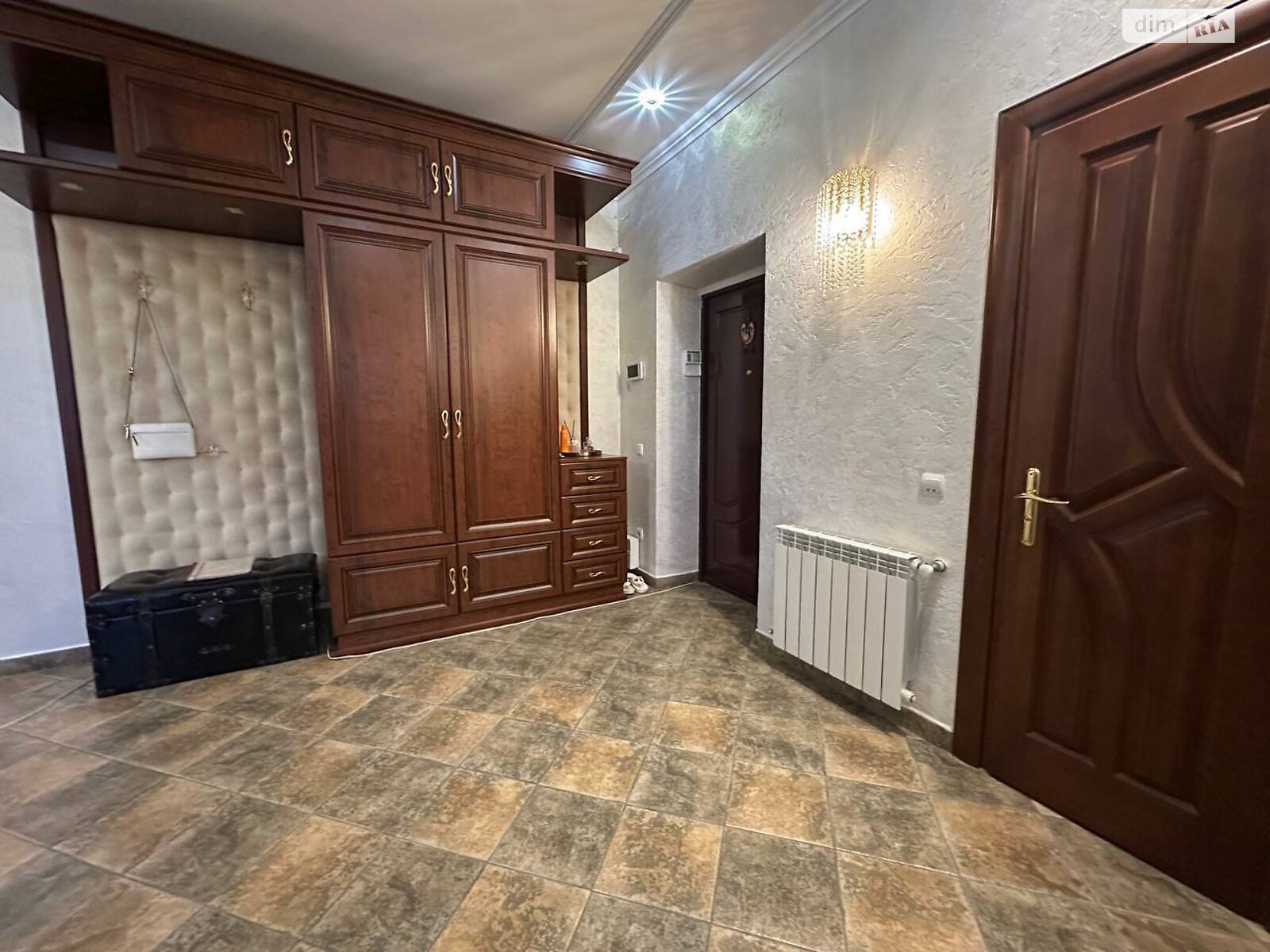 Продажа трехкомнатной квартиры в Ивано-Франковске, на ул. Тараса Шевченко 101, район Центр фото 1