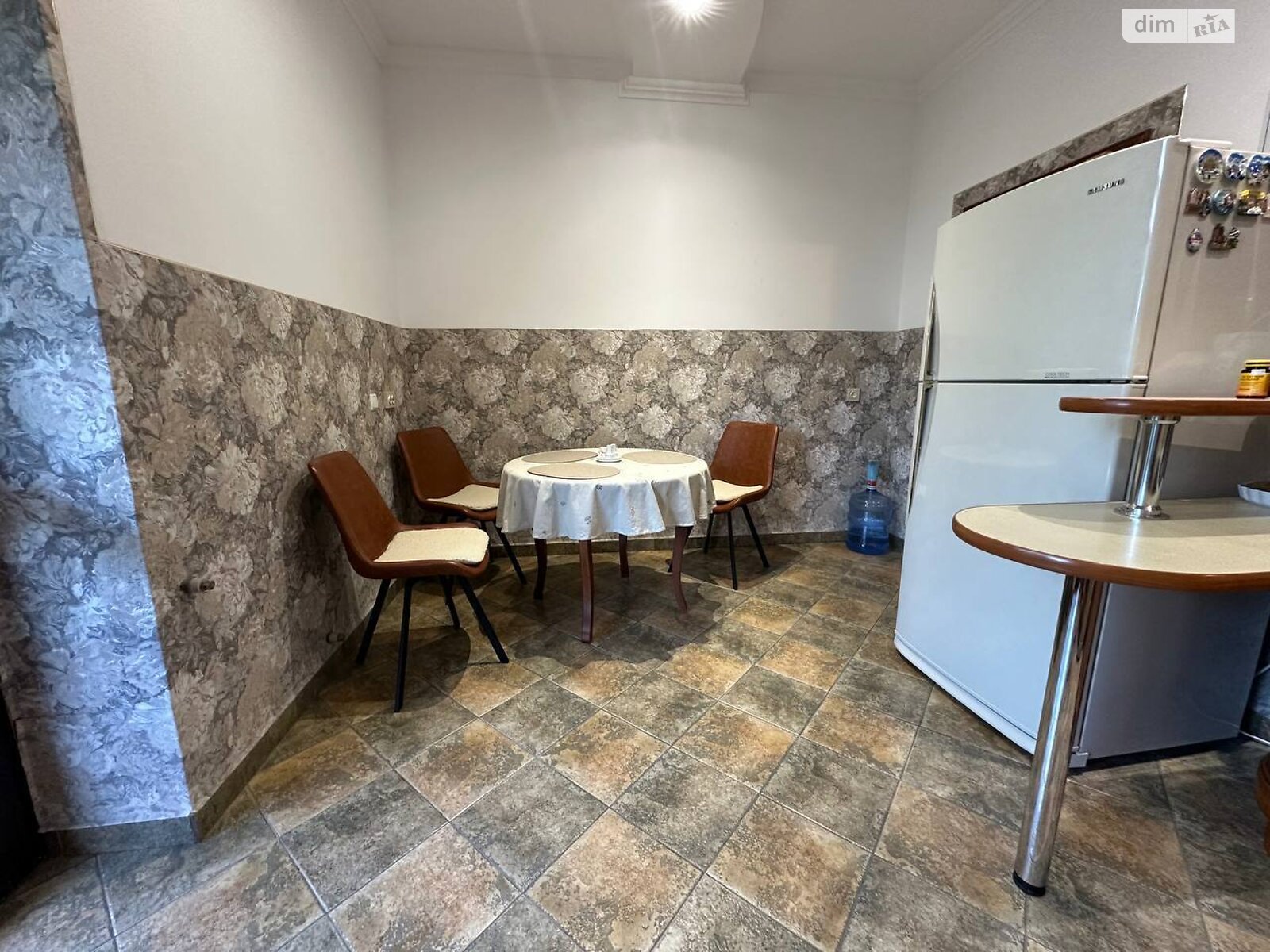 Продажа трехкомнатной квартиры в Ивано-Франковске, на ул. Тараса Шевченко 101, район Центр фото 1