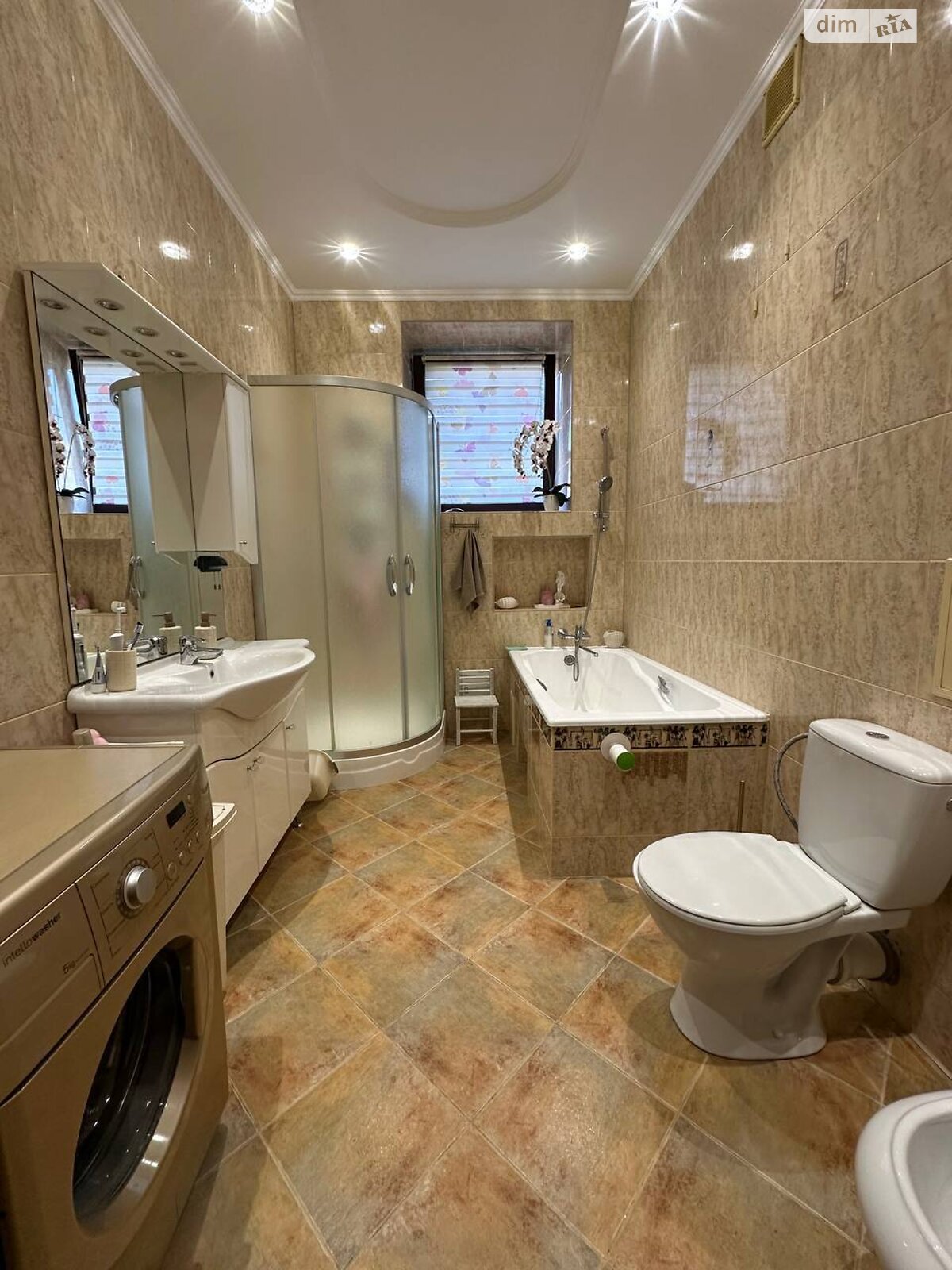 Продажа трехкомнатной квартиры в Ивано-Франковске, на ул. Тараса Шевченко 101, район Центр фото 1