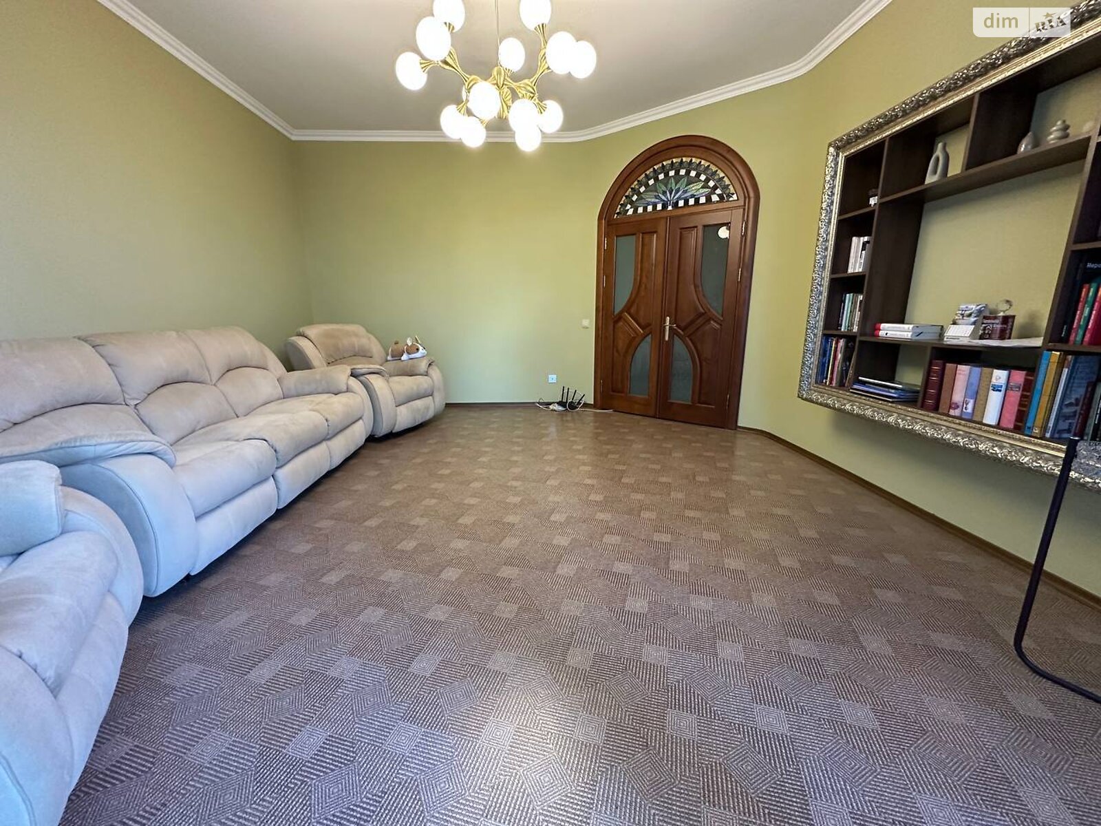 Продажа трехкомнатной квартиры в Ивано-Франковске, на ул. Тараса Шевченко 101, район Центр фото 1