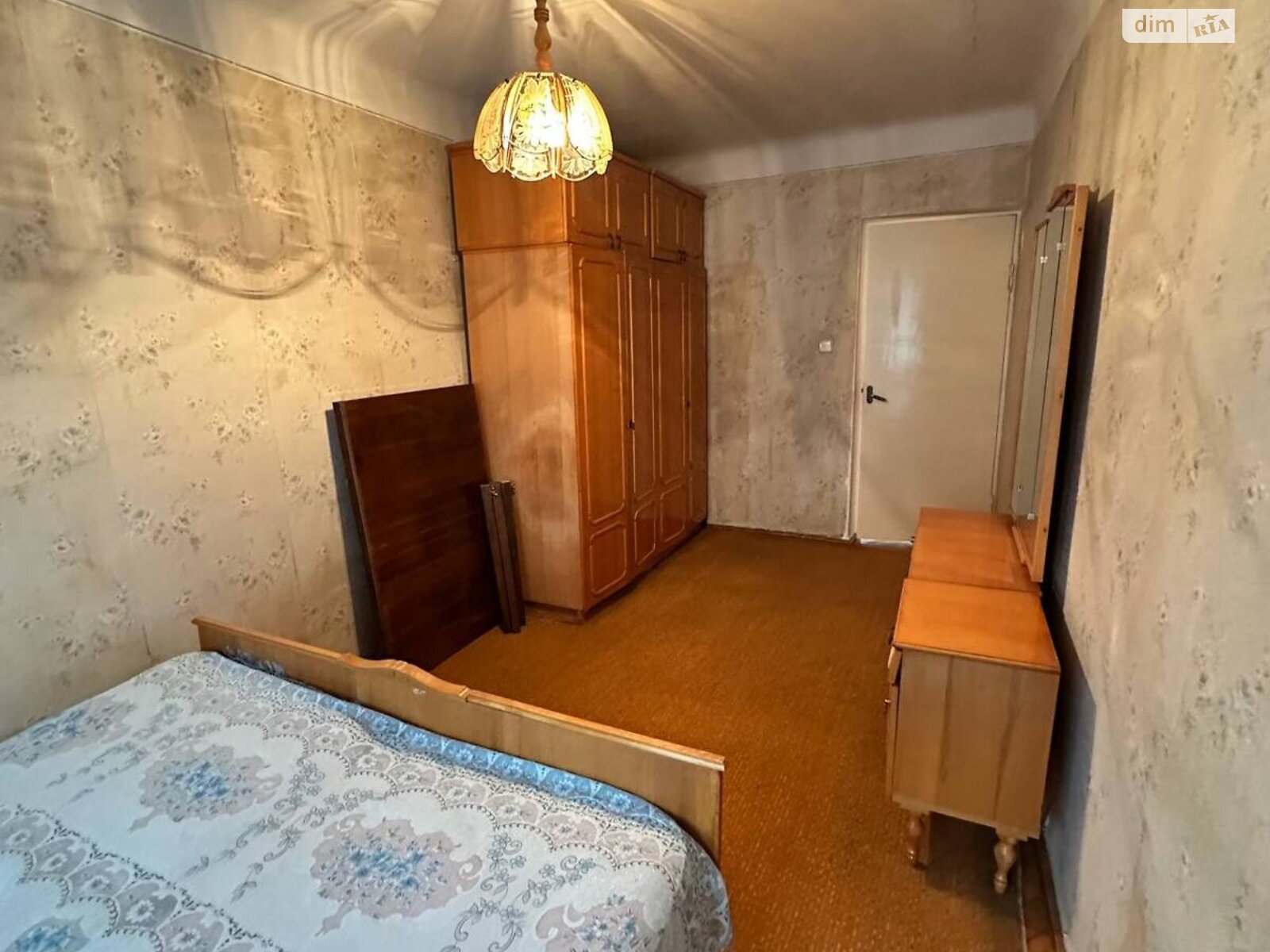 Продаж трикімнатної квартири в Івано-Франківську, на вул. Української Перемоги, район Центр фото 1